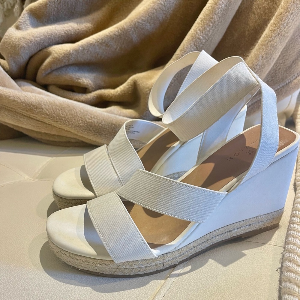 Wedges Caslon  ( Nordstrom) size 6.5